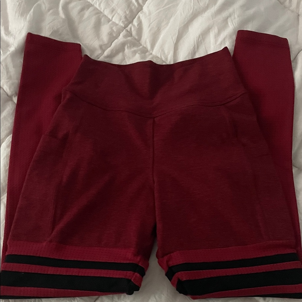 Bombshell sportswear thigh highs - Picture 2 of 2